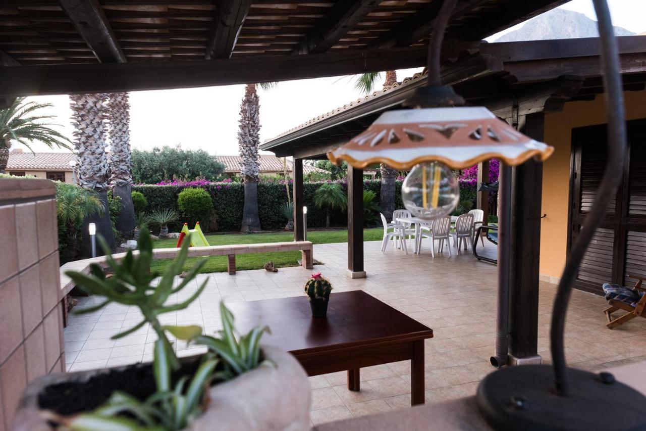 Villa Anna Maria Кустоначи Екстериор снимка