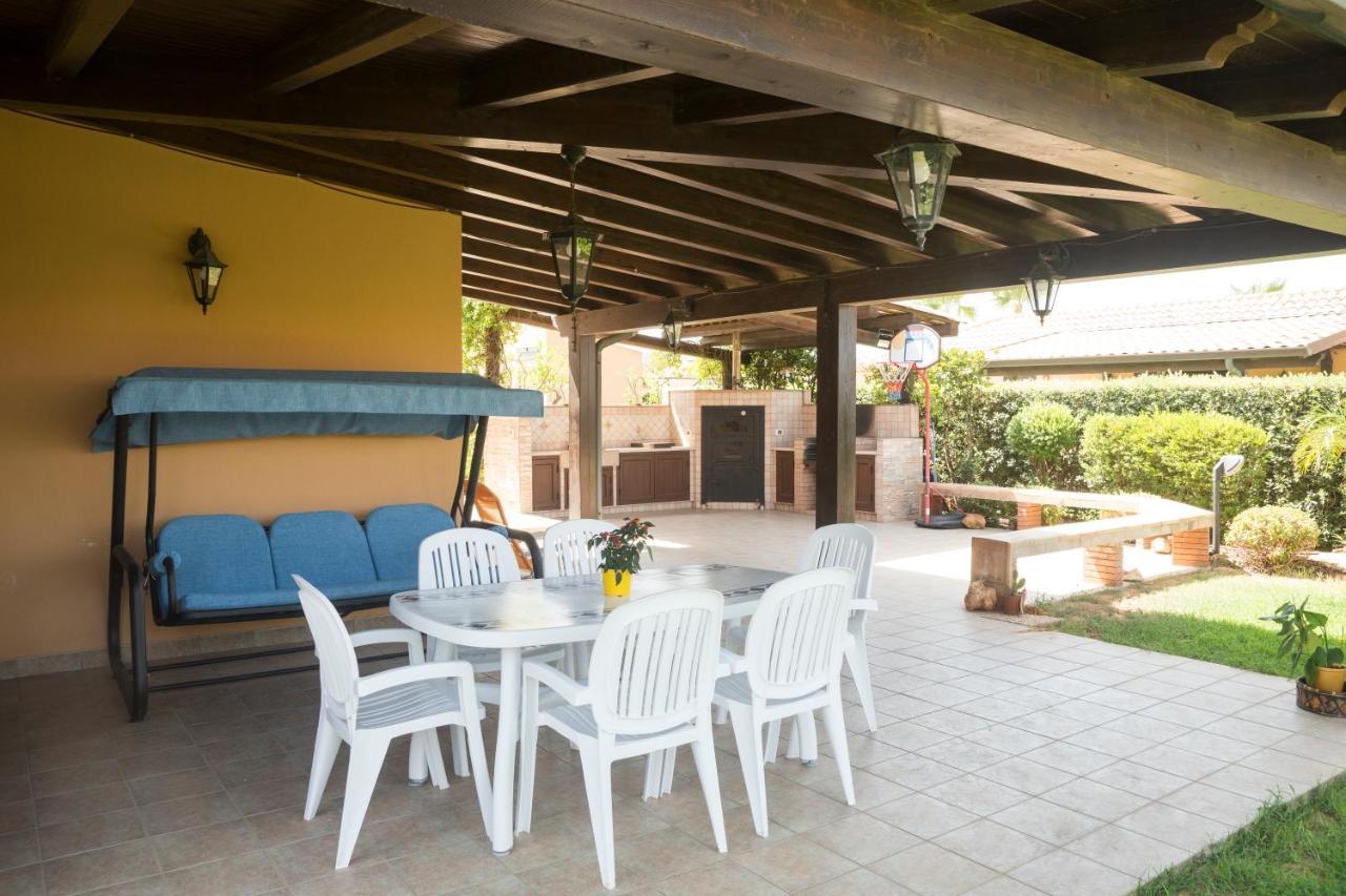 Villa Anna Maria Кустоначи Екстериор снимка
