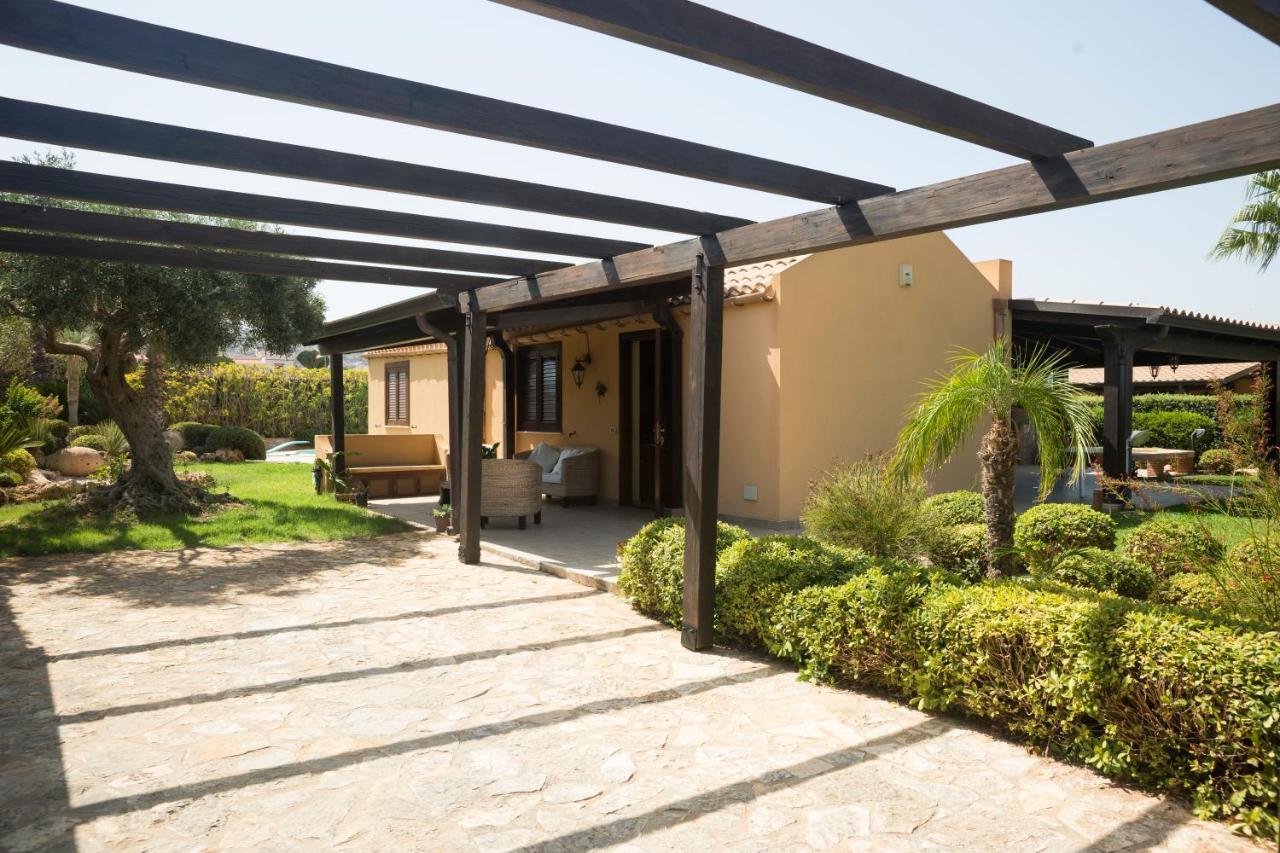 Villa Anna Maria Кустоначи Екстериор снимка