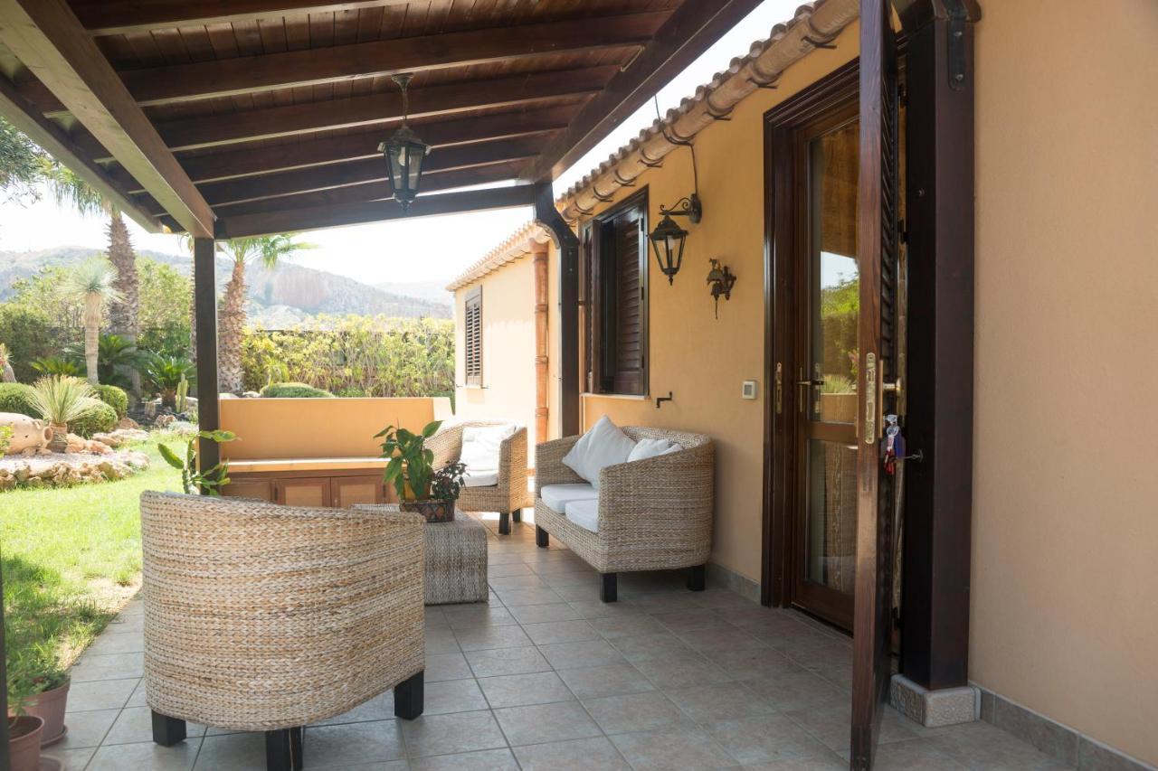 Villa Anna Maria Кустоначи Екстериор снимка
